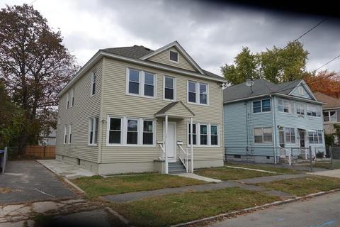 22 Decatur St, Springfield, MA 01151 photo 2