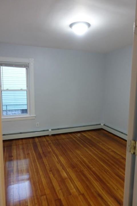 22 Decatur St, Springfield, MA 01151 photo 15