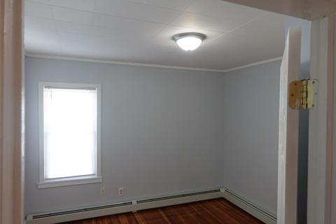 22 Decatur St, Springfield, MA 01151 photo 18