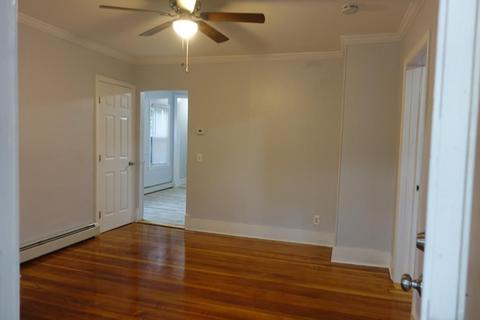 22 Decatur St, Springfield, MA 01151 photo 8