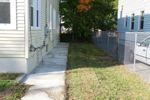 22 Decatur St, Springfield, MA 01151 photo 20