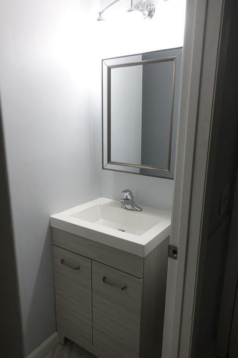 22 Decatur St, Springfield, MA 01151 photo 10