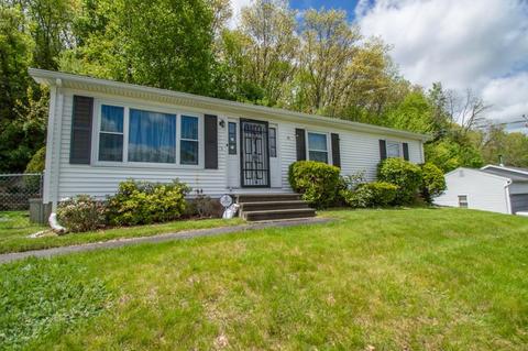 19 Evergreen Dr Holyoke Ma 01040 16 Photos Mls 72583230