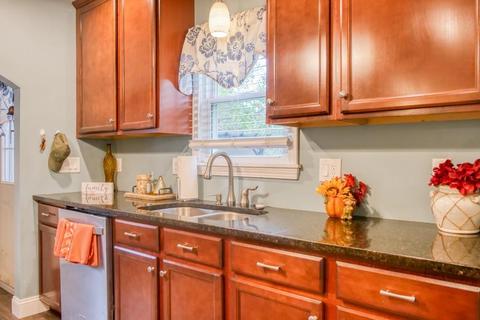 2004 Wilbraham Rd, Springfield, MA 01129 photo 5