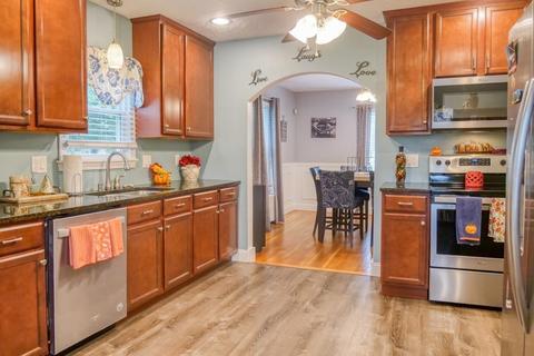2004 Wilbraham Rd, Springfield, MA 01129 photo 8