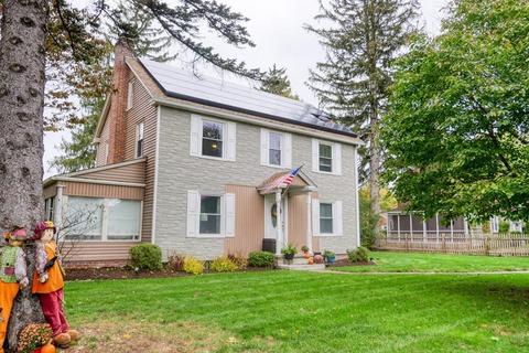 2004 Wilbraham Rd, Springfield, MA 01129 photo 2