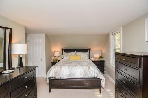 25 Governors Dr, Reading, MA 01867 photo 11