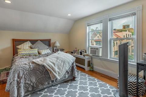 68 Mapleton St, Brighton, MA 02135 photo 32
