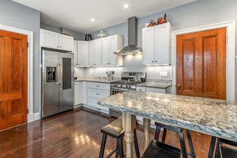 68 Mapleton St, Brighton, MA 02135 photo 10