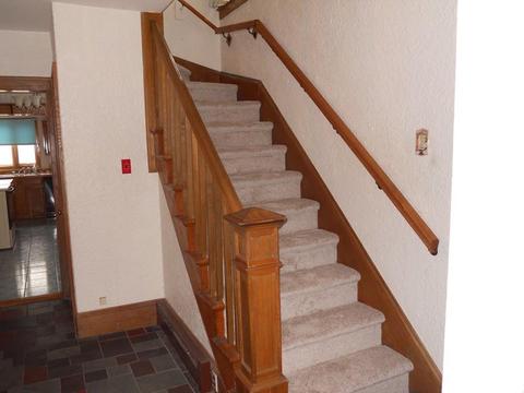 46 Harkness Ave, Springfield, MA 01118 photo 2