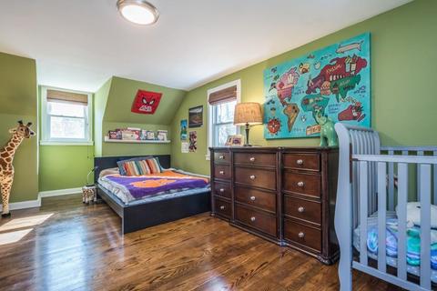 1325 Pleasant St, Worcester, MA 01602 photo 27