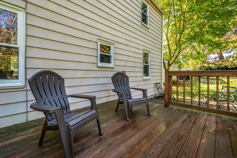1325 Pleasant St, Worcester, MA 01602 photo 32
