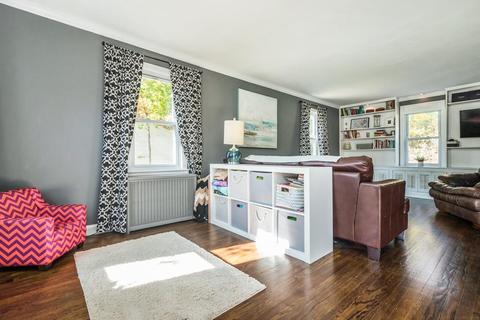 1325 Pleasant St, Worcester, MA 01602 photo 6