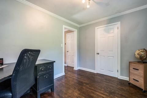 1325 Pleasant St, Worcester, MA 01602 photo 24