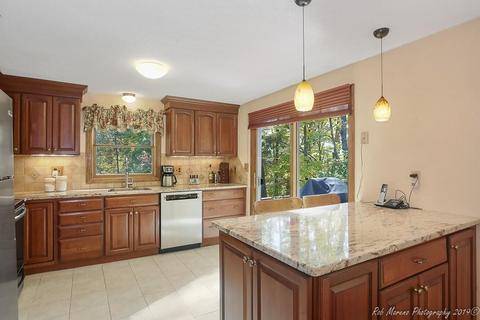 16 Howard Rd, Maynard, MA 01754 photo 3