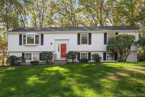 16 Howard Rd, Maynard, MA 01754 photo 2