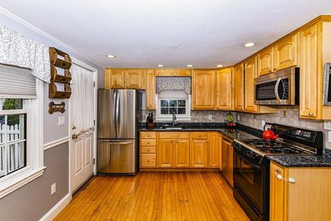 9 Trimount St, Dedham, MA 02026 photo 12