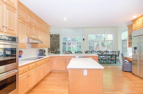 4 Old Colony Dr, Dover, MA 02030 photo 8