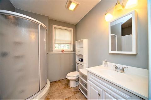 127 Pine St, Clinton, MA 01510 photo 28