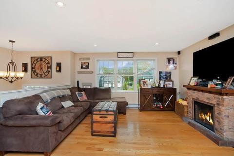 127 Pine St, Clinton, MA 01510 photo 17