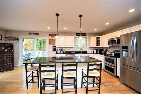 127 Pine St, Clinton, MA 01510 photo 12
