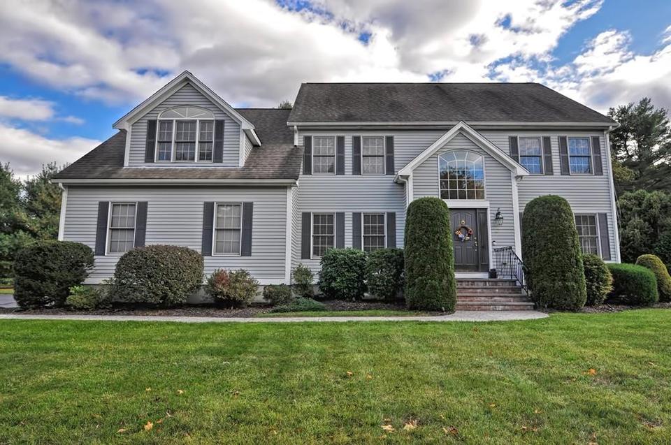 87 Grove St, Norfolk, MA 02056 41 Photos MLS 72583882 Movoto