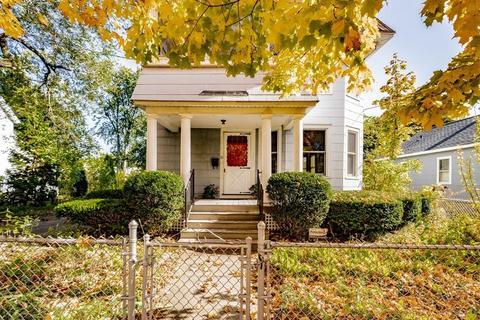61 Denver St, Springfield, MA 01109 photo 2