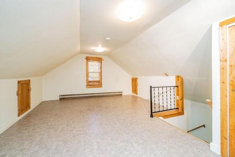61 Denver St, Springfield, MA 01109 photo 19