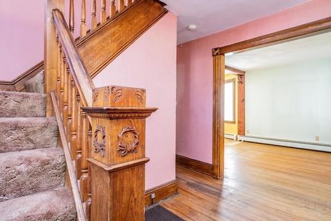 61 Denver St, Springfield, MA 01109 photo 10