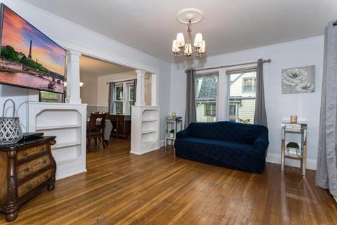8 Stanton St, Saugus, MA 01906 photo 12