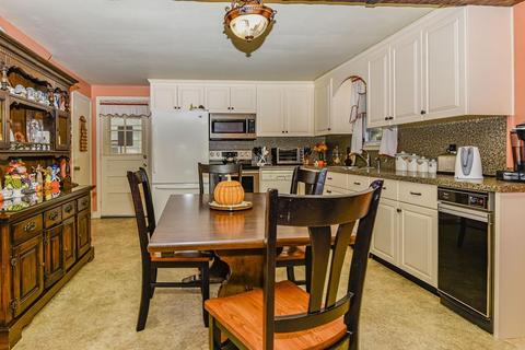 62 Lancaster Rd, Dedham, MA 02026 photo 3
