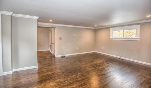 111 Upton St, Springfield, MA 01104 photo 10