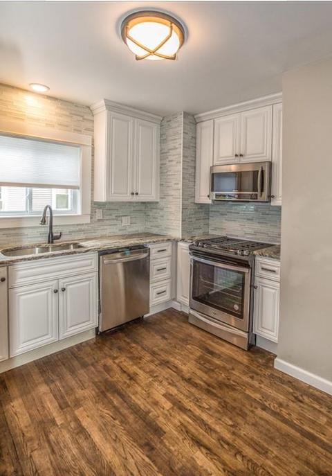 111 Upton St, Springfield, MA 01104 photo 3