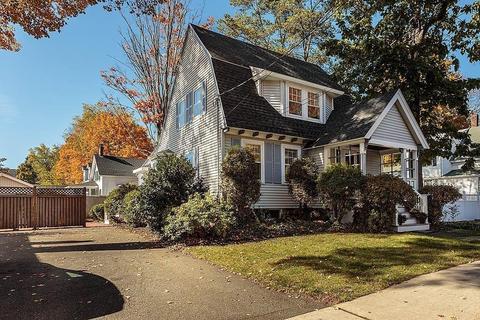47 Washington, Reading, MA 01867 photo 2