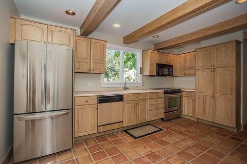 47 Washington, Reading, MA 01867 photo 9