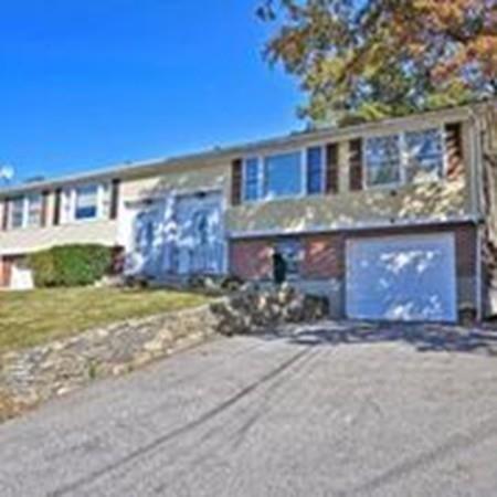 33 Valmor St, Worcester, MA 01604 photo 3