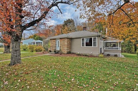 14 Tanner Rd, Webster, MA 01570 photo 3