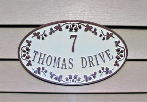7 Thomas Dr, Franklin, MA 02038 photo 2