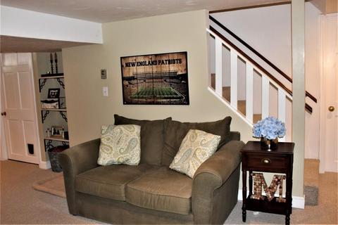 7 Thomas Dr, Franklin, MA 02038 photo 17
