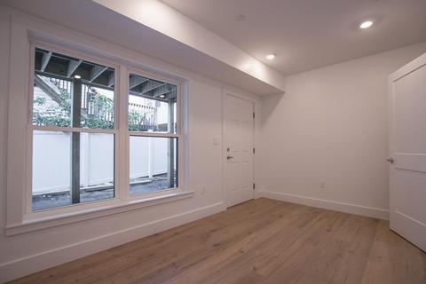 27 Carter St #1, Everett, MA 02149 photo 12