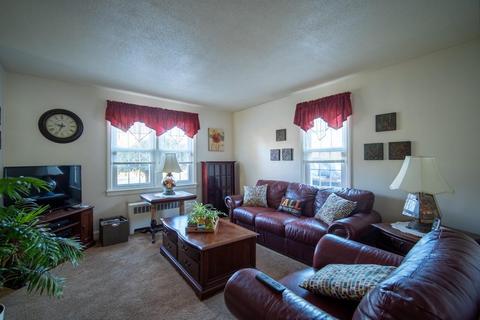 357 Roosevelt Ave, Springfield, MA 01118 photo 7