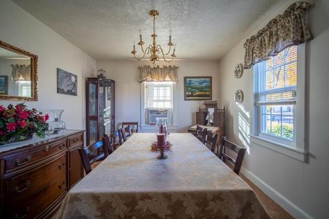 357 Roosevelt Ave, Springfield, MA 01118 photo 6