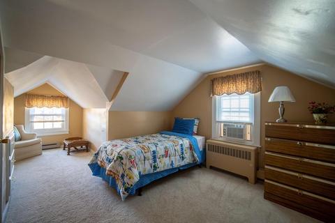 357 Roosevelt Ave, Springfield, MA 01118 photo 16