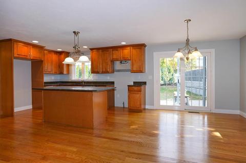 2 Walnut St, Hudson, MA 01749 photo 7