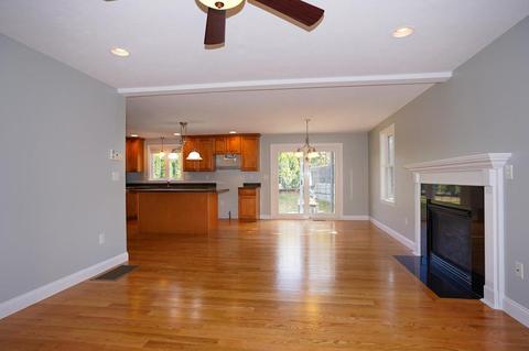 2 Walnut St, Hudson, MA 01749 photo 8