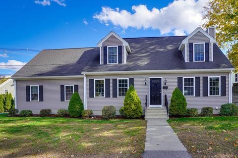 2 Walnut St, Hudson, MA 01749 photo 1