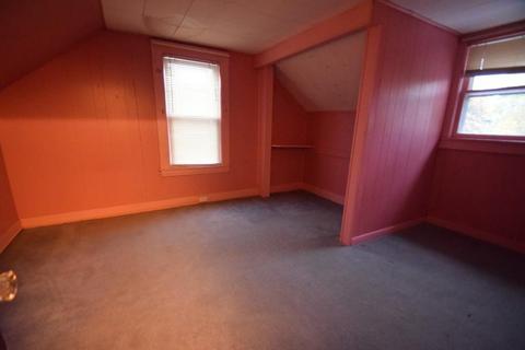 48 Ward St, Chicopee, MA 01020 photo 14