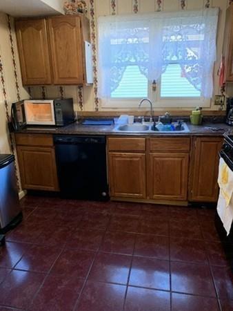 11 Blithewood Ter, Worcester, MA 01604 photo 9