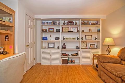 33 Wildflower Dr, Sutton, MA 01590 photo 21