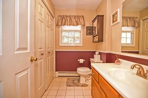 33 Wildflower Dr, Sutton, MA 01590 photo 10